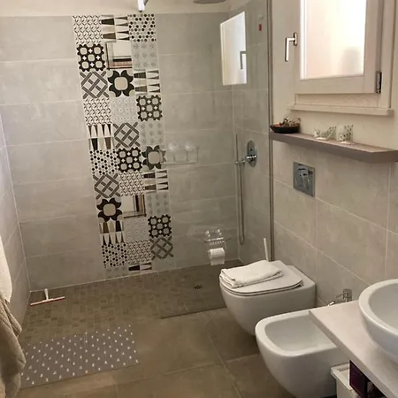 Alelca Domo 4*
