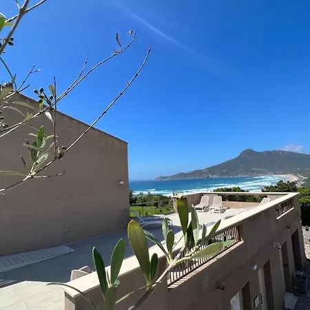 Alelca Domo Bed & Breakfast 4*