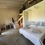 Alelca Domo Bed & Breakfast