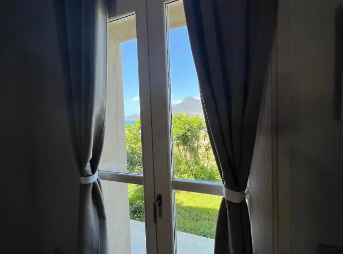 Alelca Domo 住宿加早餐酒店